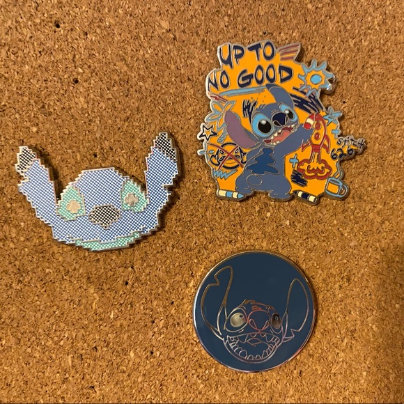 Disney Stitch Pin Lot - Picture 3 of 3